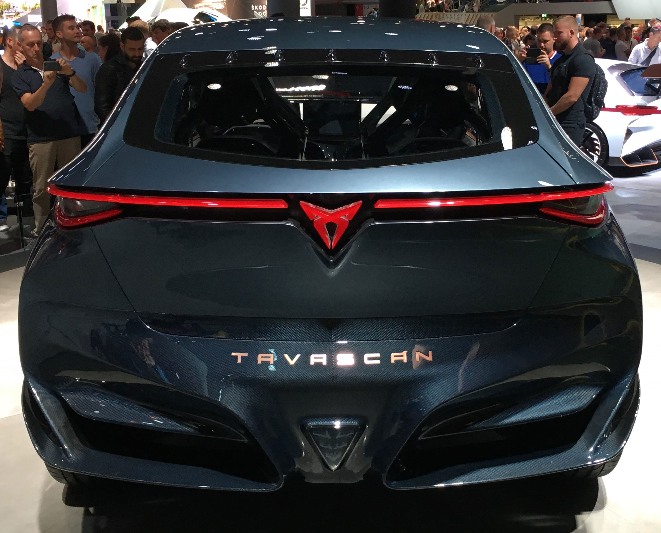 Concept CUPRA Tavascan 04