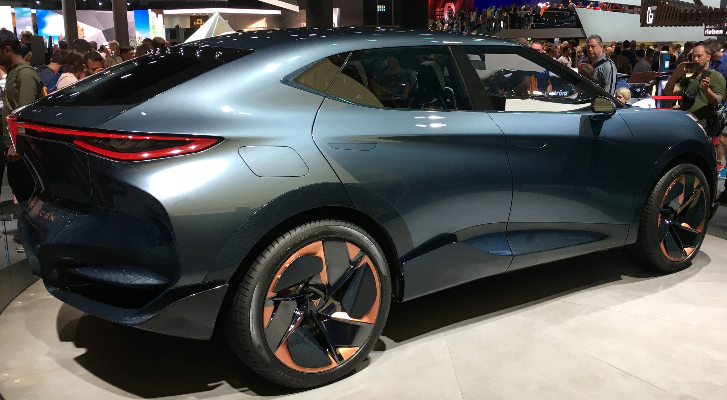 Concept CUPRA Tavascan 05