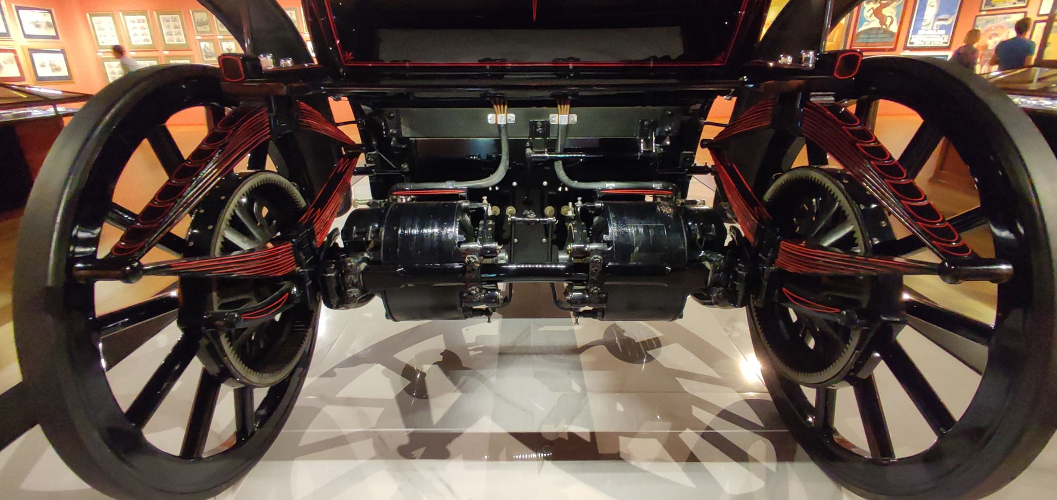 Columbia Electric Landaulet 1899 E Motor 02